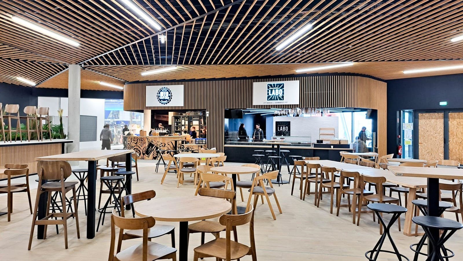 Food Court Les Herbiers — vue 1/3
